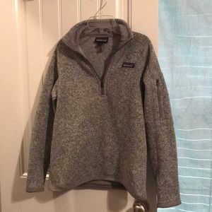 Women’s Patagonia pullover